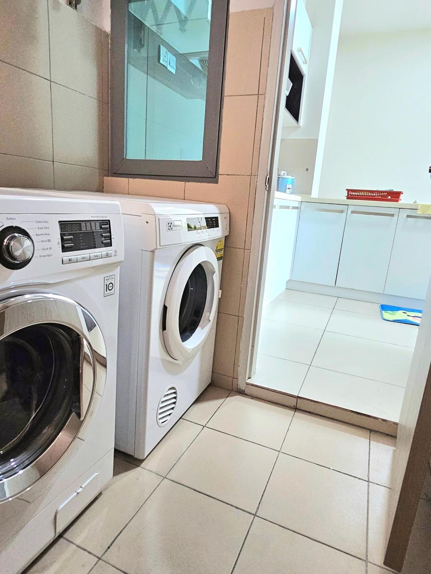 Apartment Loft B Imago - Sunset Seaview 3 Bedrooms 3 Bathrooms -9pax Kota Kinabalu