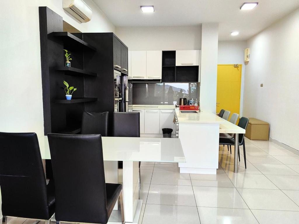 Loft B Imago - Sunset Seaview 3 Bedrooms 3 Bathrooms -9pax * Kota Kinabalu
